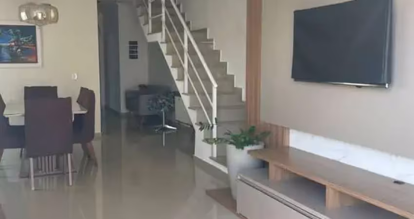 Casa á venda, frente praia no foguete com 5 quartos