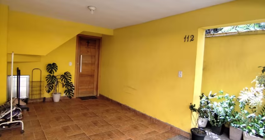 Ótimo apartamento tipo casa
