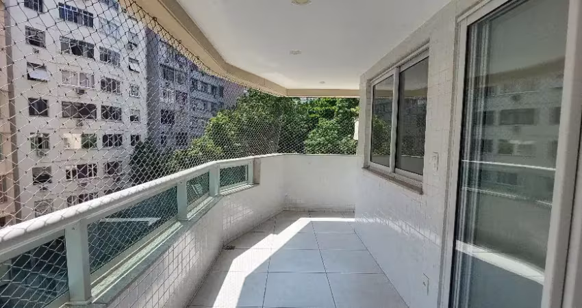 APARTAMENTO 2 QUARTOS COM INFRAESTRUTURA NO FLAMENGO