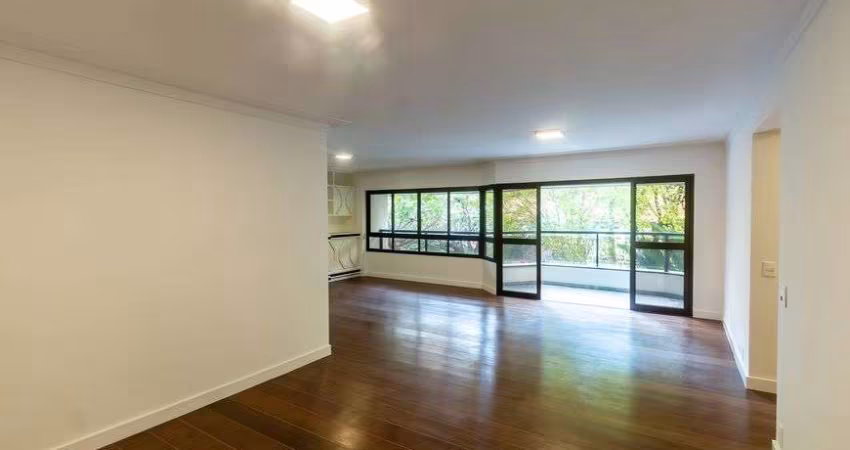 Imóvel para venda possui 190 metros quadrados com 4 quartos em Itaim Bibi - São Paulo - SP