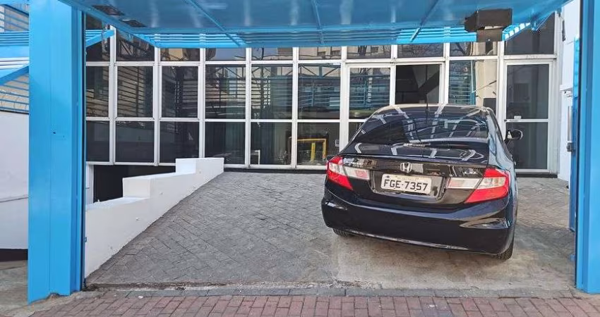 Prédio comercial no Brooklin com vão livre e garagem no subsolo