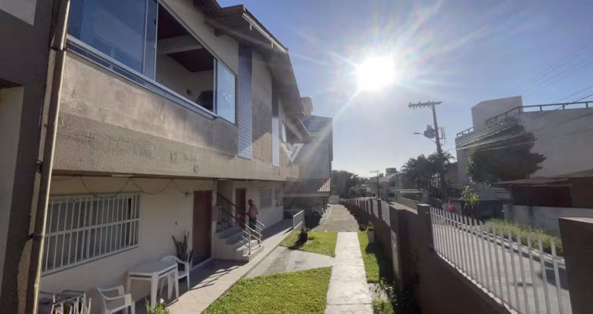 Apartamentos Financiáveis para Venda em Florianópolis, Santinho, 2 dormitórios, 1 banheiro, 2 vagas