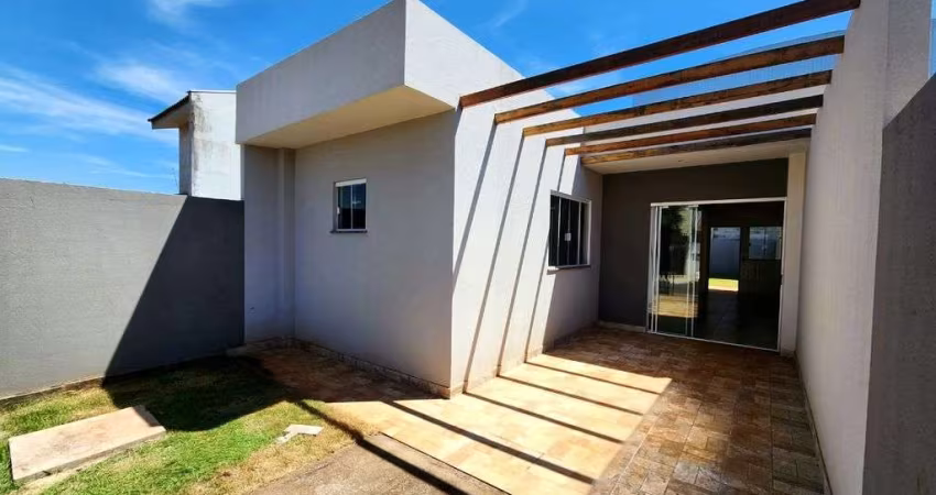 Casa a venda no Jardim Itália em Marialva, três quartos sendo uma suíte