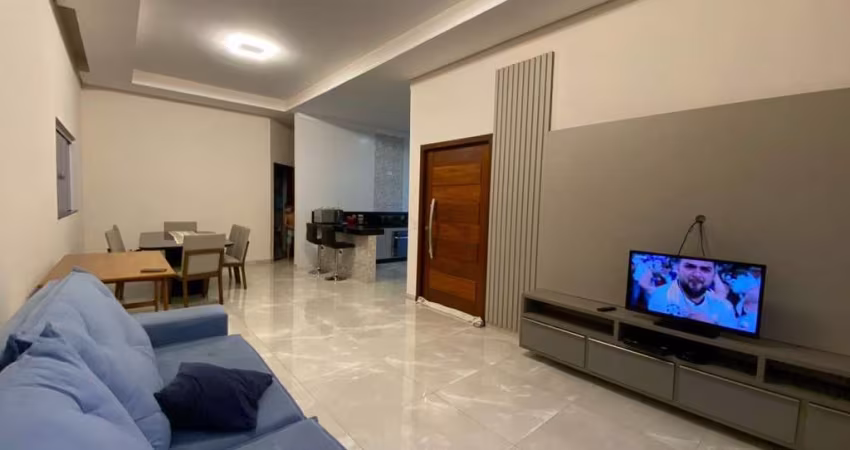 Casa para Venda em Araxá, MANGABEIRAS V, 2 dormitórios, 1 suíte, 2 banheiros, 4 vagas