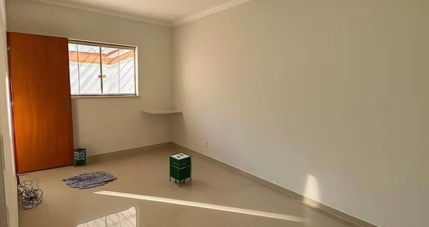 Casa para Venda em Araxá, JARDIM EUROPA IV, 2 dormitórios, 1 suíte, 2 banheiros, 3 vagas