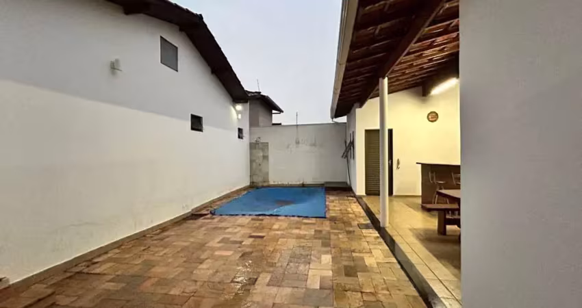 Casa para venda em araxá, jardim das primaveras, 3 dormitórios, 1 suíte, 3 banheiros, 2 vagas