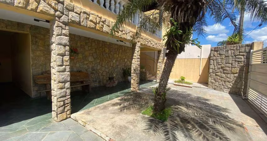 Casa à venda, 3 quartos, 2 suítes, 5 vagas, CENTRO - ÁGUAS DE SÃO PEDRO/SP
