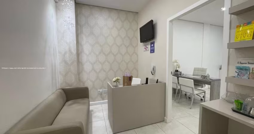Sala Comercial para Locação em Mogi das Cruzes, Centro, 2 banheiros, 1 vaga