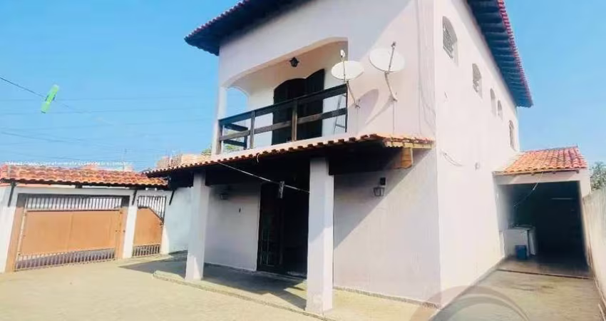 Sobrado para Venda em Mogi das Cruzes, Jardim Jussara, 4 dormitórios, 2 suítes, 3 banheiros, 6 vagas