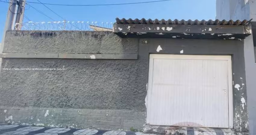 Casa para Locação em Mogi das Cruzes, Centro, 3 dormitórios, 2 banheiros, 2 vagas