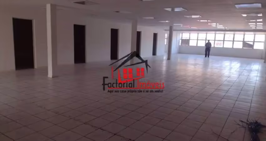 Andar corrido com aceso privado na rua pará de minas