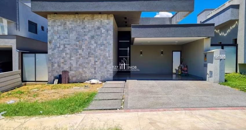 Casa térrea com 3 suítes independentes no condomínio Parqville Pinheiros.