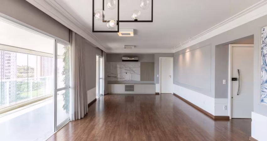 Aconchegante apartamento tipo para venda com 3 quartos, sendo 3 suítes, 167m²