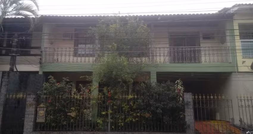 Casa 5 quartos Jacarepagua Retiro dos artistas