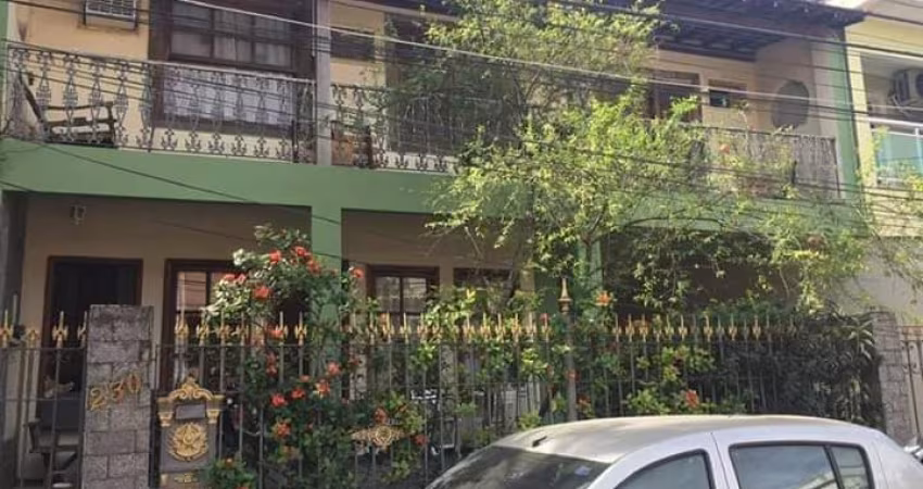 Casa 5 quartos Jacarepagua Retiro dos artistas