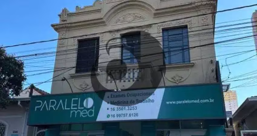 Casa com 3 quartos para alugar no Centro, São Carlos 
