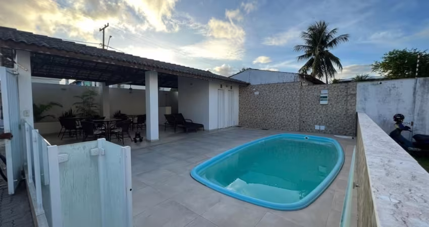 Apartamento com 2/4 em Pitangueiras