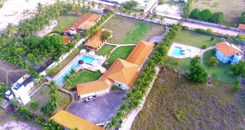 Casa Espaçosa no Condomínio Enseadinha - SERRAMBI