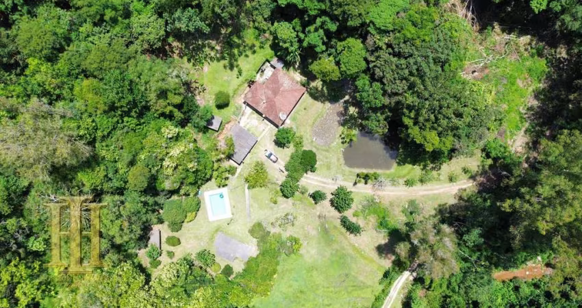 Três casas nas montanhas