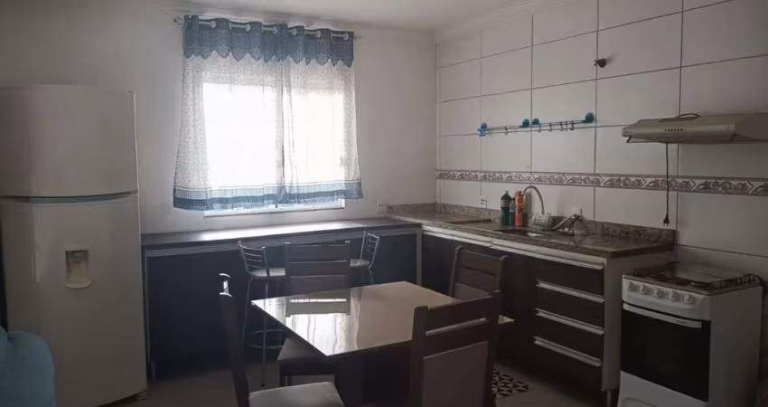 Apartamento de dois dormitórios mobiliado