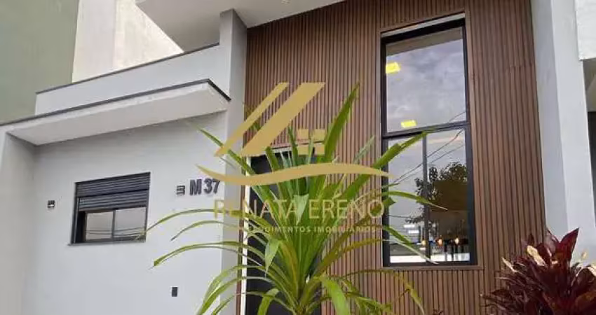 Casa Térrea com 3 Quartos e Piscina no Condomínio Golden Park II