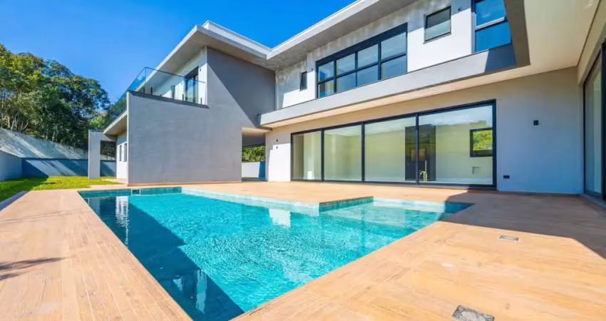 Casa 4 suítes | 1.010 m² árra total no condomínio campos do jordão, almirante tamandaré  ampliaza