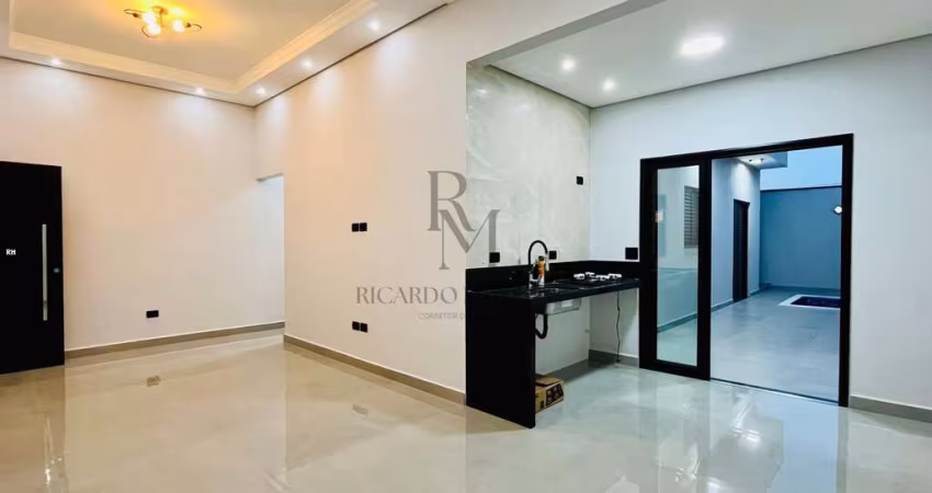 Casa com piscina, no Jardim Bom Sucesso em Indaiatuba