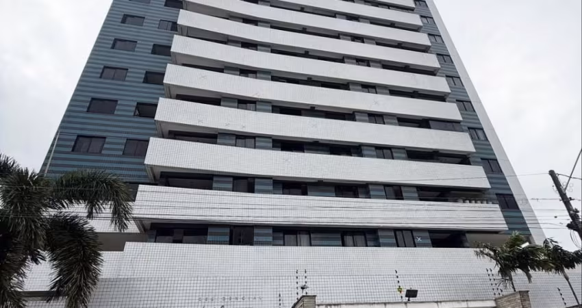 Apartamento com Ótima Localização em Lagoa Nova