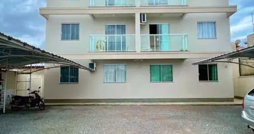 Apartamento à venda com 3 quartos, andar térreo com ótimo espaço externo