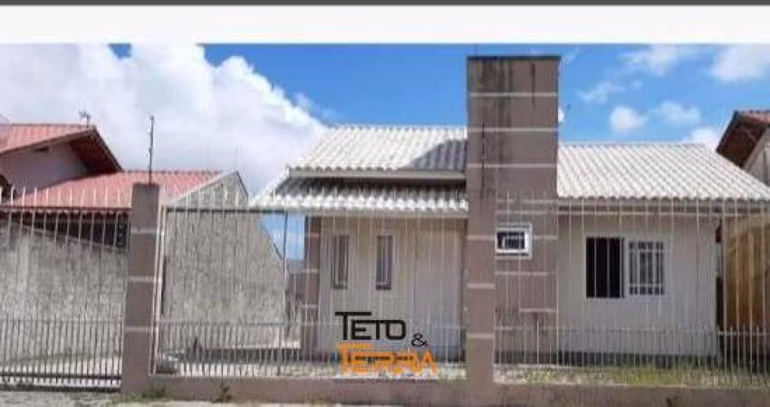 Casa á venda no bairro Universitário em Tijucas/SC, 49m²