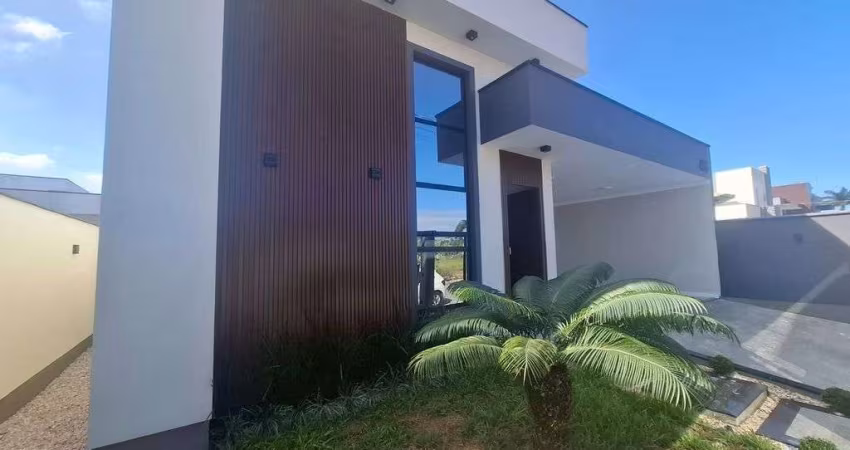 Casa no bairro Areias em Tijucas com 3 quartos sendo 1 suíte e 2 demi com 131 m²