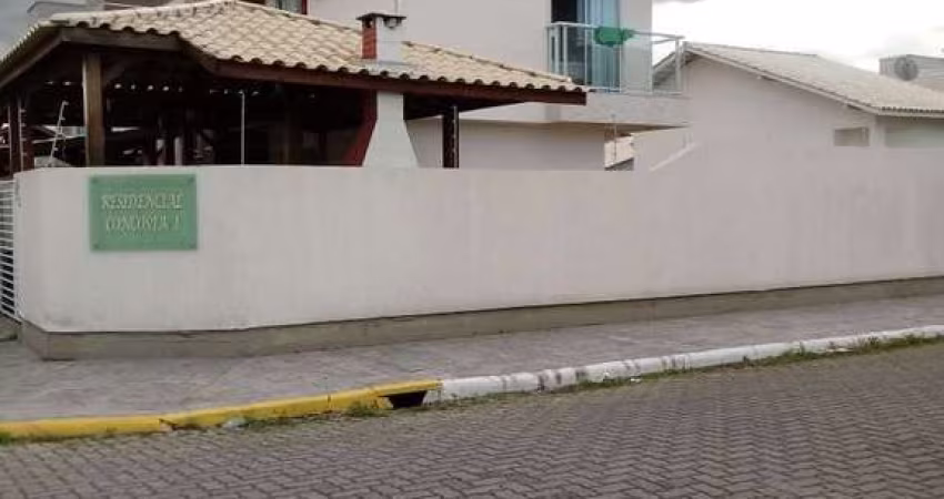 Sobrado no bairro Mata Atlântica com 84m², 2 dormitórios, 2 vagas de garagem