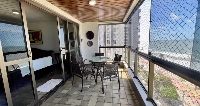 Excelente apartamento à Venda, na AV. Boa Viagem; com 4 quartos, sendo duas suítes; sala para 5 amb