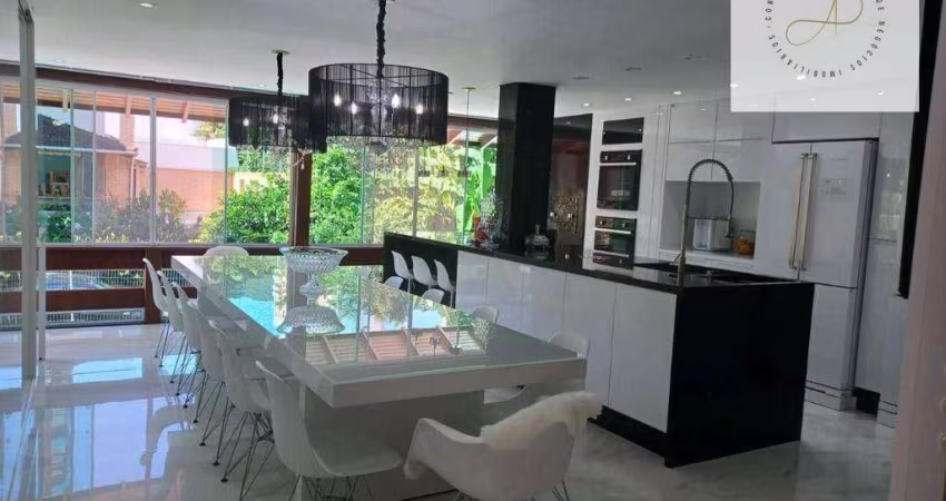 Casa com 5 dormitórios à venda, 563 m² por R$ 3.295.000,00 - Itacorubi - Florianópolis/SC