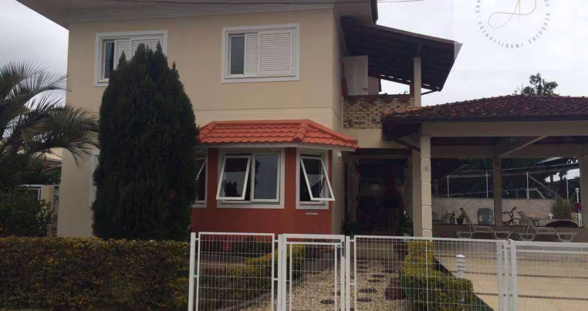 Casa com 4 dormitórios à venda, 340 m² por R$ 2.300.000,00 - Sambaqui - Florianópolis/SC