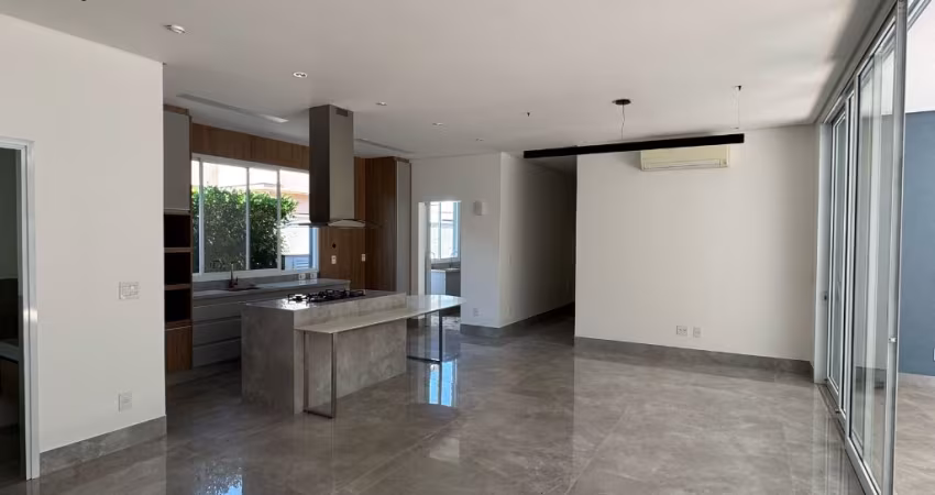 Casa térrea Condomínio Cyrela Ypês