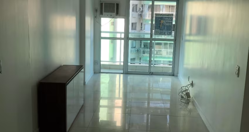 Apratmento para alugar na Barra da Tijuca, com 2 quartos