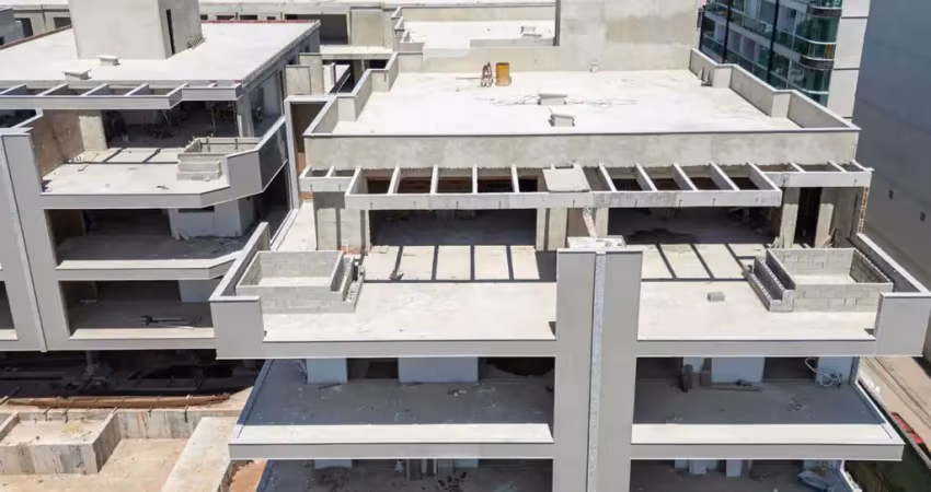 Apartamento a venda próximo a praia do recreio dos bandeirantes com 2 suítes, próximo a praia