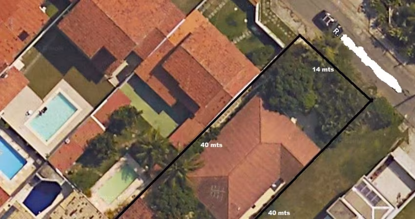 Terreno à venda por R$ 2.150.000 - Camboinhas - Niterói/RJ