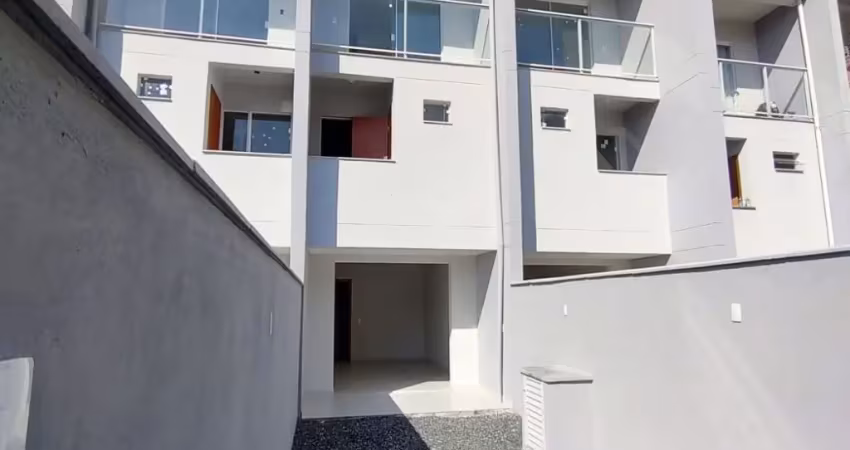 Ultimas unidades! Triplex  Pronto para Morar, localizado no bairro Itoupava Central.
