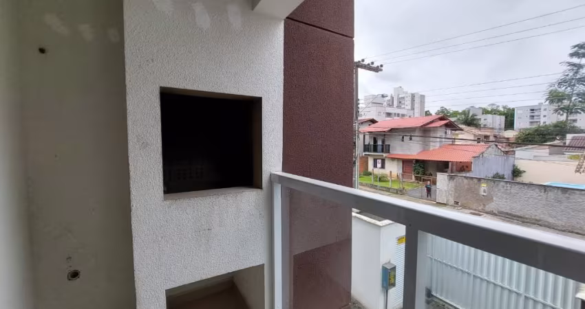 Vendo Apartamento no Bairro Água Verde