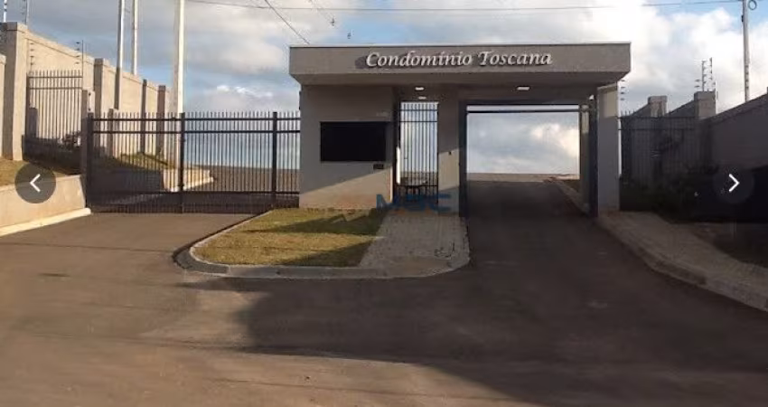 TERRENO EM CONDOMINIO COMPLETO.