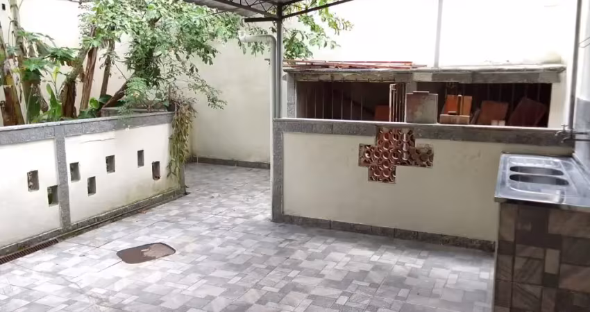 Casa com 2 quartos à venda em Bangu, Rio de Janeiro 
