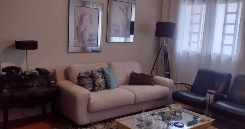 Vendo Casa muito boa bairro sta mônica 1