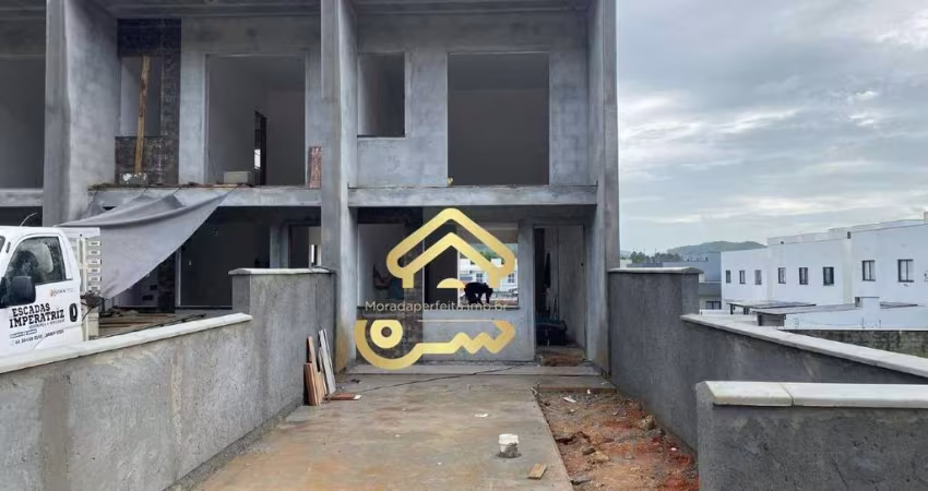Sobrado à venda, no Bairro Sertão do Maruim, São José-SC, com 2 quartos, sendo , com 2 vagas