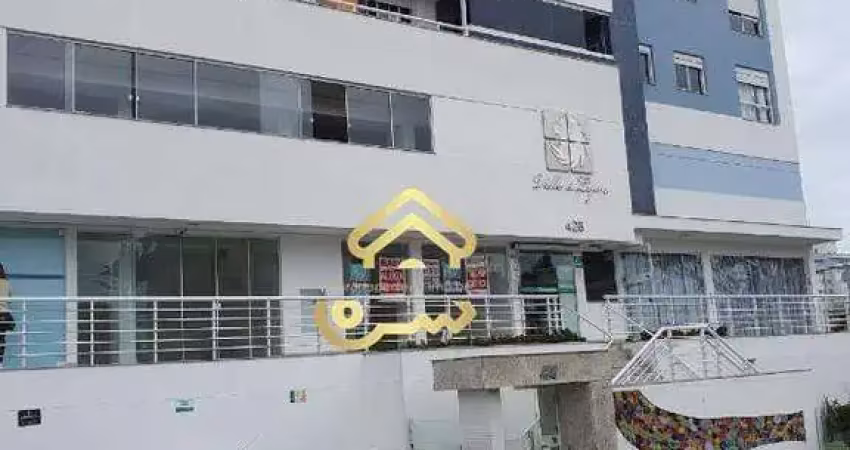 Apartamento à venda, no Bairro Barreiros, São José-SC, com 3 quartos, sendo 1 suíte, com 1 vaga