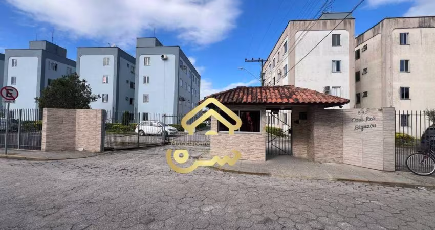 Apartamento à venda, no Bairro Universitário, Biguaçu-SC, com 3 quartos, sendo , com 1 vaga