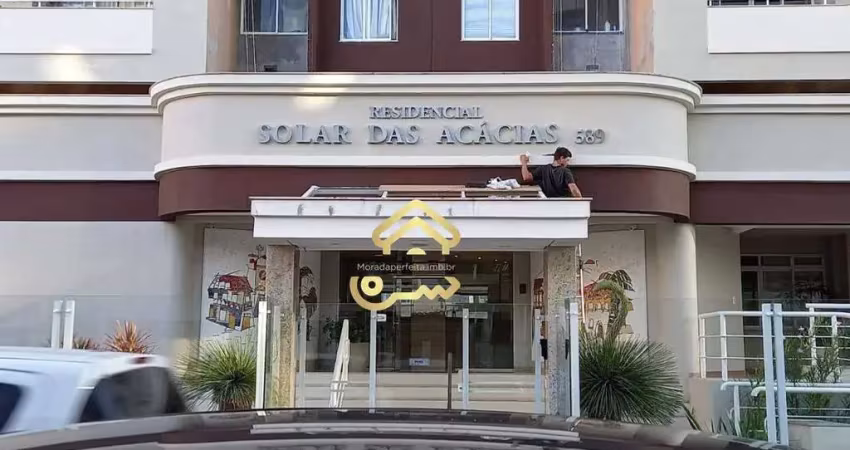 Apartamento à venda, no Bairro Campinas, São José-SC, com 4 quartos, sendo 1 suíte, com 2 vagas