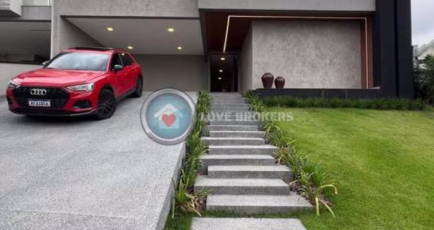 Casa Alto Padrão À Venda No Condomínio Arujá Verdes Lagos