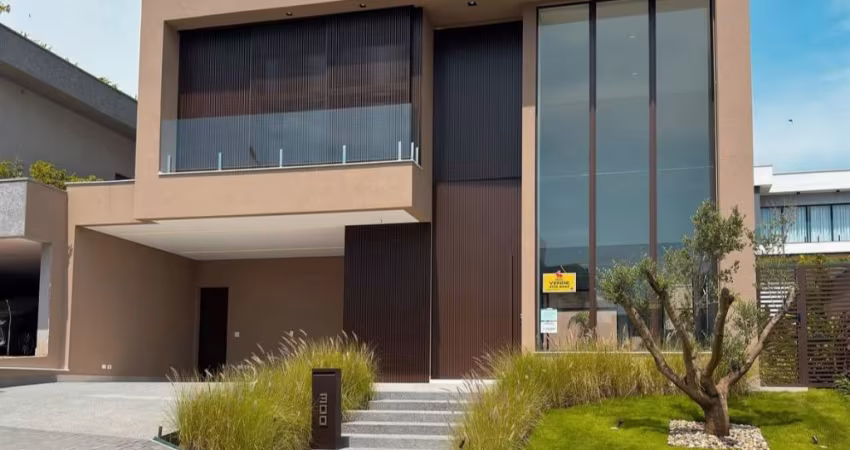 Casa Alto Padrão à Venda no Condomínio Real Park Arujá - Aruã